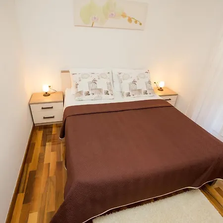 Poolincluded - Private Pool Villa Apartment Vigo
