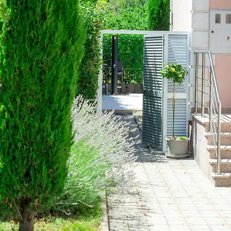 Poolincluded - Private Pool Villa Apartment Vigo Apartmán