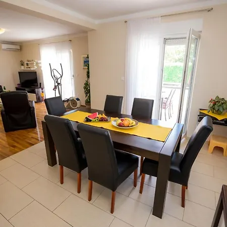 Apartment Poolincluded - Private Pool Villa Apartment Vigo *